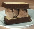 cokelat es krim sandwich yang
